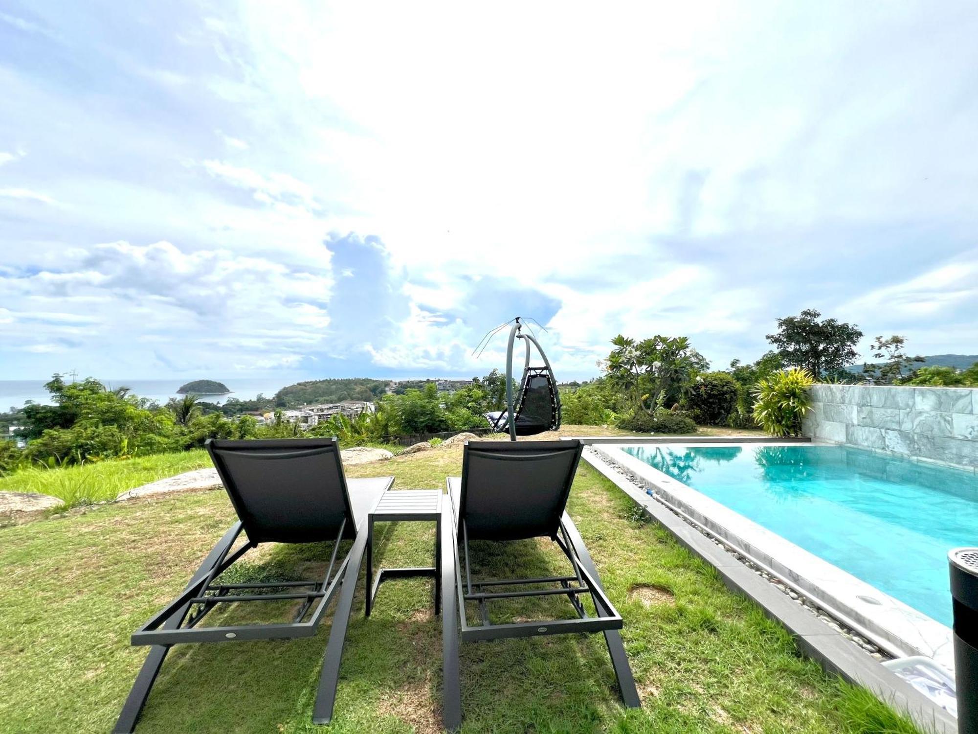 The View Phuket By Resava Praia de Kata Quarto foto