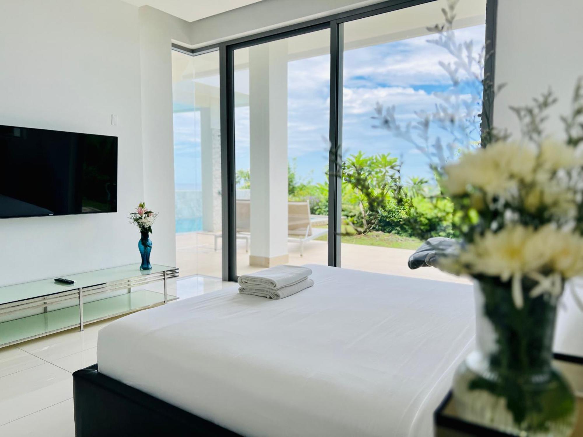 The View Phuket By Resava Praia de Kata Exterior foto