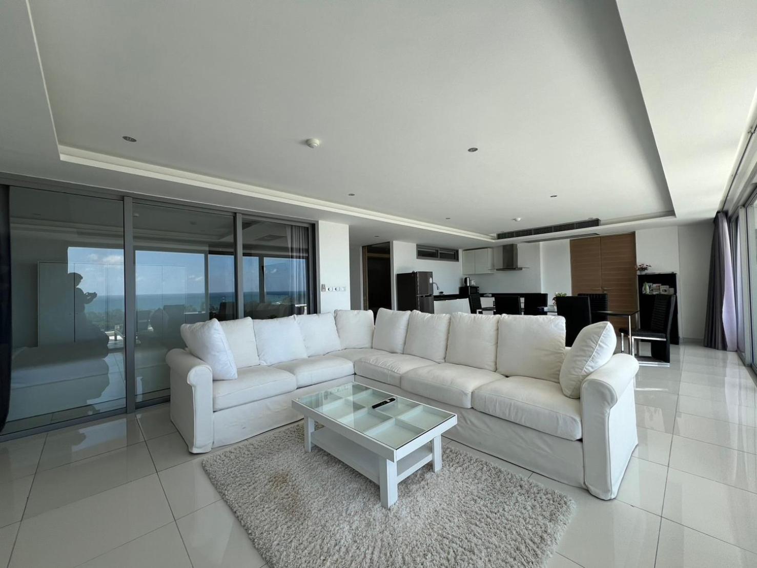 The View Phuket By Resava Praia de Kata Exterior foto